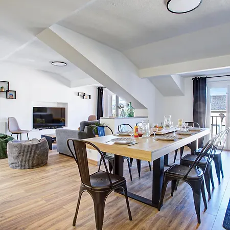 Apartment La Mansarda 305 - Pour 8 *
